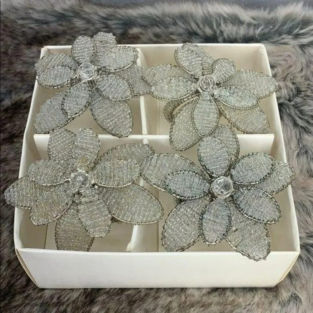 N/A set beaded